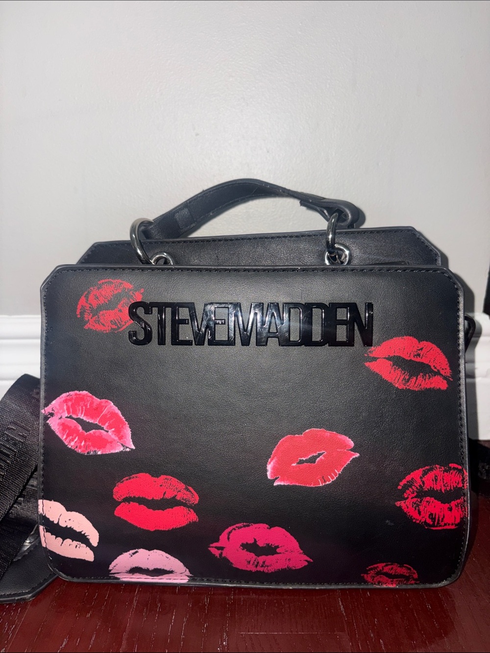 Steve Madden Black Kiss-Print Satchel